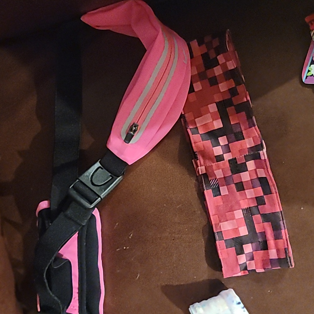 Nike stuff - Picture 2 of 4
